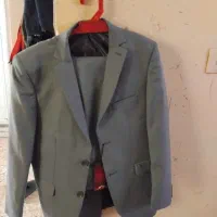 یک دست کت وشلوار پسرانه برای نوجوانی