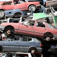 خرید خودروهای فرسوده مرکز اسقاط ۲۲۱۶