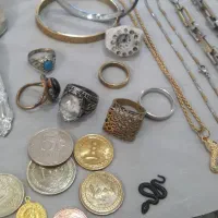 تعدادی زیاد قدیمی همش یجا ارزون ۲۰۰۰