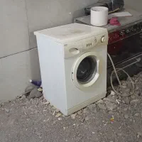 ماشین لباس شویی|ماشین لباسشویی و خشک‌کن لباس|میانه, |دیوار