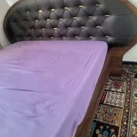 تخت خواب دونفره وکمد