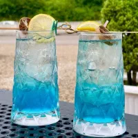 استخدام نیرودر کافه رستوران محل کار محدوده تنگراه