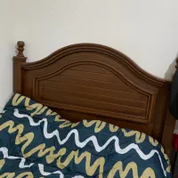 تخت یک و نیم نفره نو به همراه تشک و رو تختی