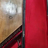 سنتور با کیف. معاوضه