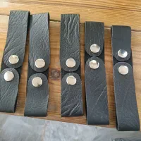 آویز چرمی مشکی