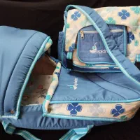 کیف حمل نوزاد به همراه کیف وسایل نوزاد