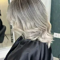 به مدل رنگ مو تیره و لایت نیاز دارم