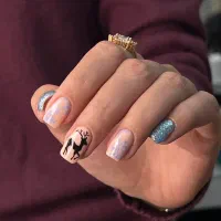 استخدام دستیار ناخن