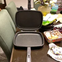 ماهیتابه دو رو