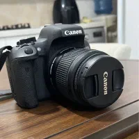 دوربین Canon 750d با لنز 18-55 با تجهیزات