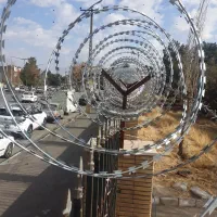 جوشکارسیار، فنس کشی باغ وبارکن، برشکاری..