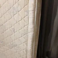 تشک خوش خواب دو نفره تمیز