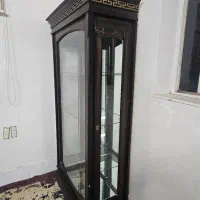 بوفه شیشه ای