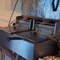 لوازم کافه به فروش میرسد