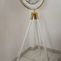 ساعت ایستاده|ساعت دیواری و تزئینی|پره‌سر, |دیوار