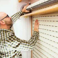 استخدام تعمیرکار درب برقی و درب اتوماتیک|استخدام صنعتی، فنی، مهندسی|شیراز, فرهنگ شهر|دیوار