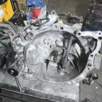 گیربکس پژو.هوزینگ کامل.ست دنده پنج