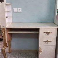میز مانیکور و پدیکور