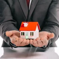 استخدام مشاور در املاک