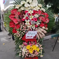 کدR690تاج گل پایه گل جشنی مدل گل کلاسیک و مدرن|خدمات پذیرایی، مراسم|تهران, آهنگ|دیوار