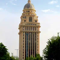 ۹۵ متر اپارتمان/ غرب ایران مال/سند تعاونی|پیشفروش املاک|تهران, گلستان (شهرک راه آهن)|دیوار