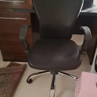 صندلی ، مناسب برای کارگاه ( پایه بسیار قوی)