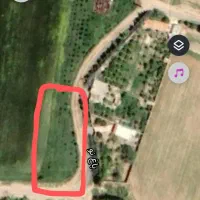 زمین باغی پی کنی شده آماده چهاردیواری شدن