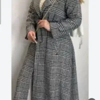 تعدادی پالتو و مانتو و