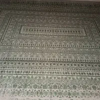 فرش 9 متری کاملا نو با قیمت مناسب به دلیل جابجایی