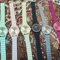 ساعت های رنگ مات