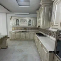 آپارتمان 200متری موقعیت مکانی عالی آموزگار