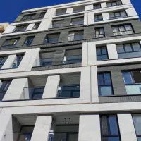 واحد-سمت-حیاط-و-آفتاب-گیر