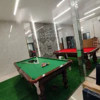 میزبیلیارد درحد لوازم کامل