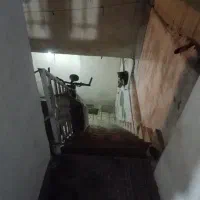 خانه قدیمی ۲طبقه حیاط دار