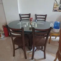 میز صبحانه خوری