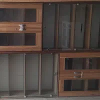 دو عدد کتابخانه (ویترین)