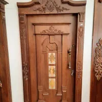 نیازمند شاگرد برای نصب درب چوبی و ضد سرقت و...|استخدام معماری، عمران و ساختمانی|قم, زنبیل آباد|دیوار