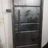 در نفر رو با چهارچوب