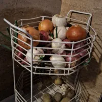 ظرف سیب زمینی و پیاز