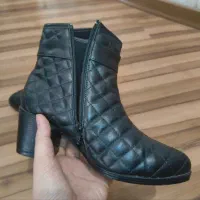 کفش نیم پوتین