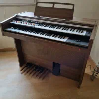 پیانو ارگ آنتیک کلکسیونی