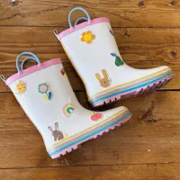 بوت بچه گانه