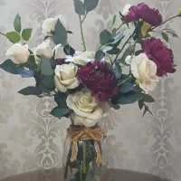 گل و گلدان زیبا