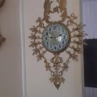 یک عدد ساعت برنز پنج کیلو است پنج ملیون هم قیمتش