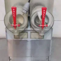 یخ در بهشت اگولونی