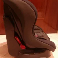 صندلی ماشین کودک مدل ضامن|تخت و صندلی بچه|رشت, رشتیان|دیوار