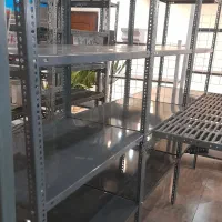 قفسه انباری پیچ‌ومهره‌ای