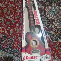 گیتار پلاستیکی