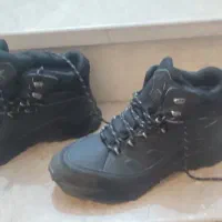 کفش کوهنوردی کاملا نو و استفاده نشده|کوهنوردی و کمپینگ|مشهد, کوشش|دیوار