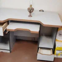 میز کامپیوتر